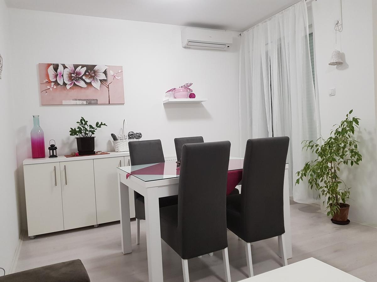 Apartment Gea 18 โนวีซาด ภายนอก รูปภาพ