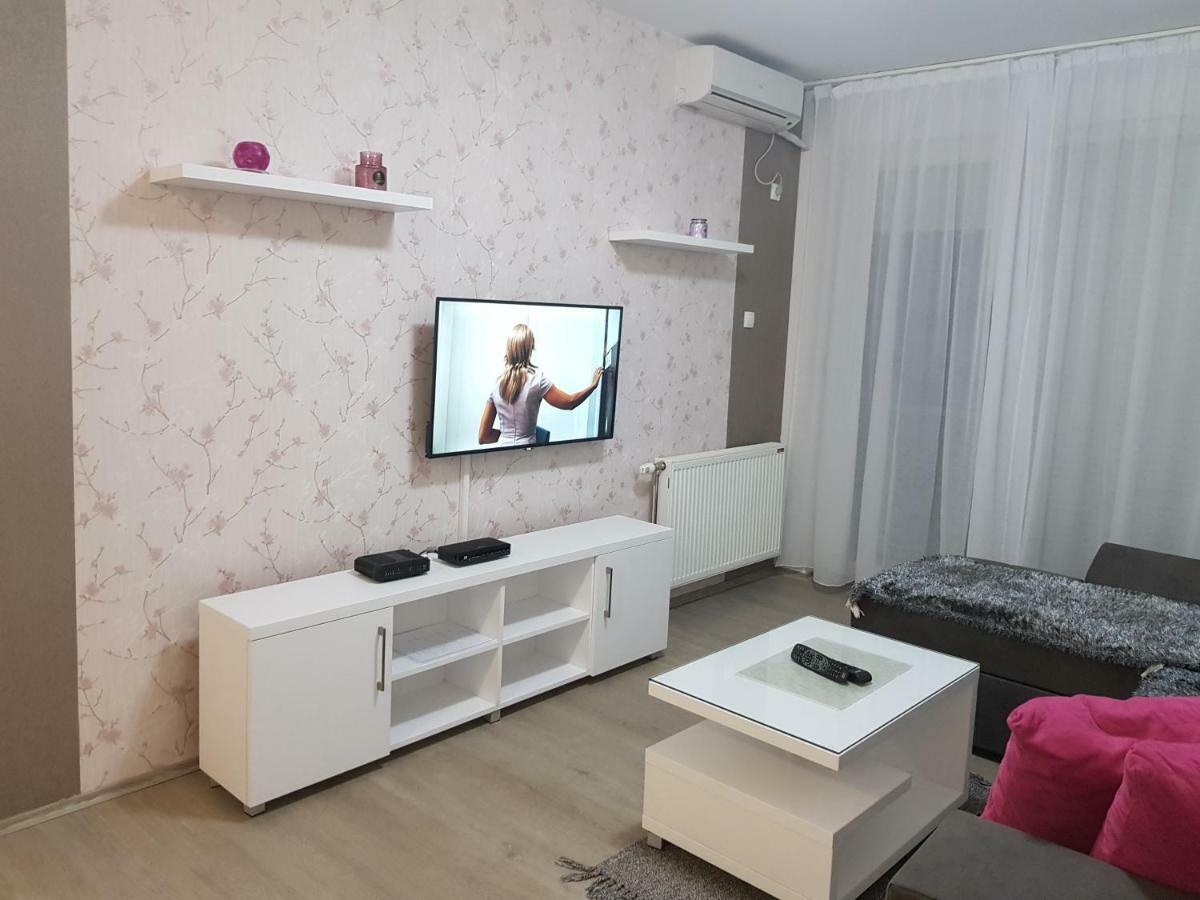 Apartment Gea 18 โนวีซาด ภายนอก รูปภาพ