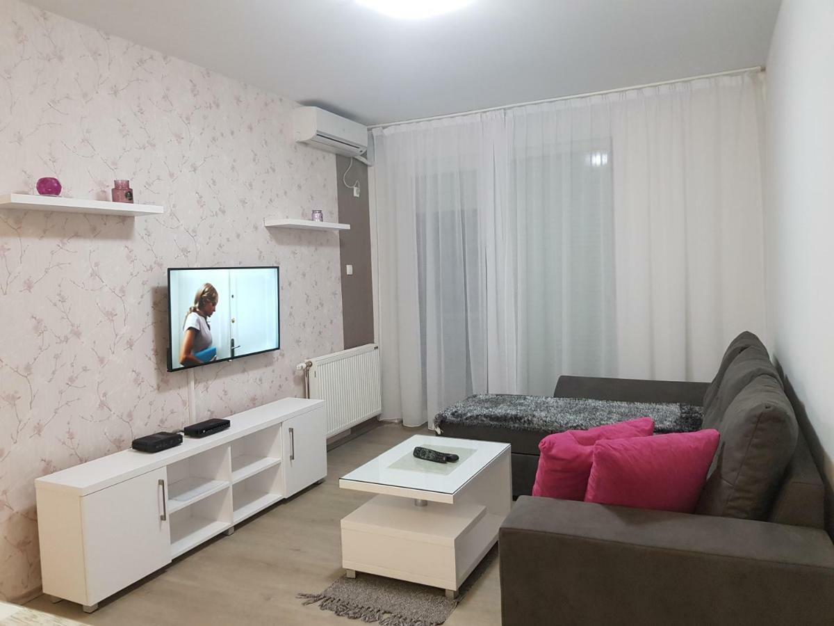 Apartment Gea 18 โนวีซาด ภายนอก รูปภาพ