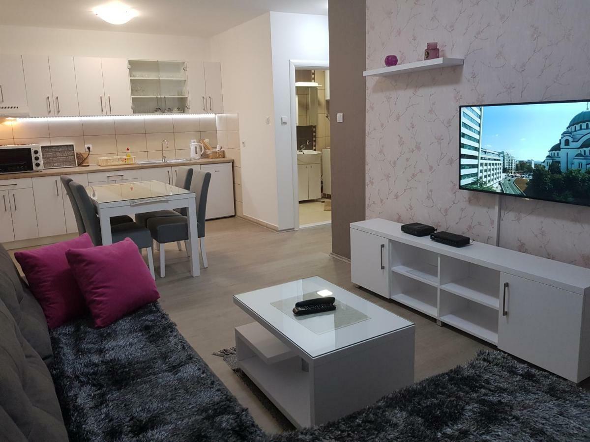 Apartment Gea 18 โนวีซาด ภายนอก รูปภาพ